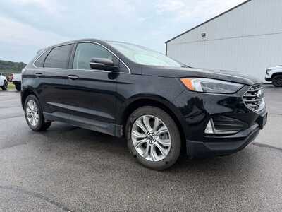2022 Ford Edge, $19900. Photo 2