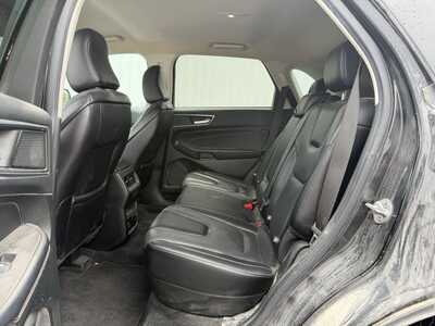 2022 Ford Edge, $19900. Photo 6