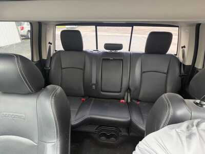 2017 RAM 3500 Crew Cab, $43900. Photo 8