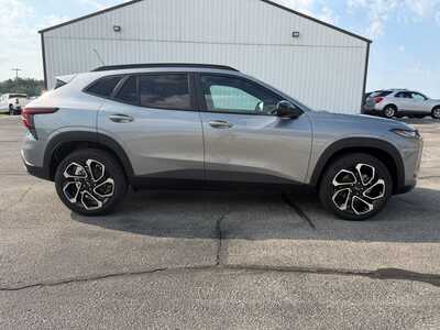 2026 Chevrolet Trax, $27740. Photo 4
