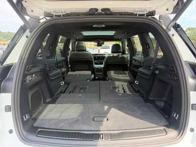 2026 Jeep Grand Cherokee L, $48132. Photo 12