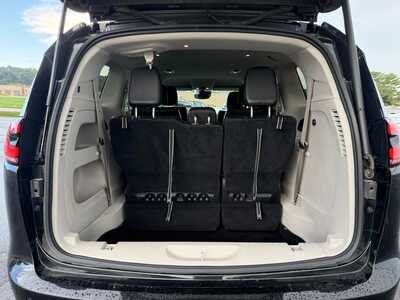 2023 Chrysler Pacifica, $22900. Photo 9