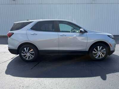 2022 Chevrolet Equinox, $19900. Photo 4