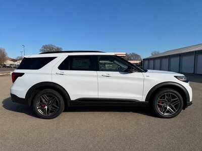 2026 Ford Explorer, $0. Photo 4