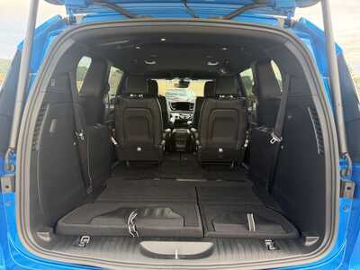 2027 Chrysler Pacifica, $42890. Photo 10