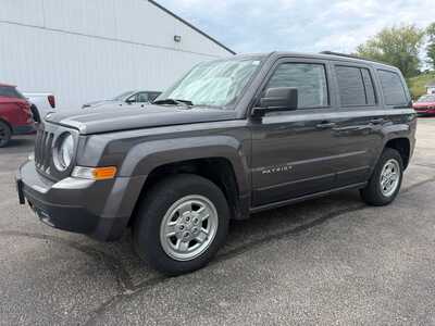 2017 Jeep Patriot, $12900. Photo 2