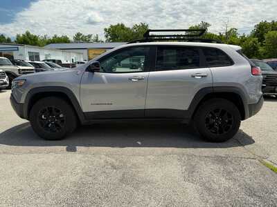 2022 Jeep Cherokee, $0. Photo 11