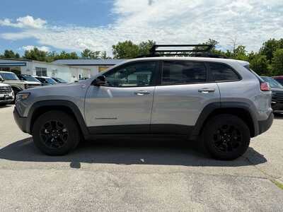 2022 Jeep Cherokee, $0. Photo 8