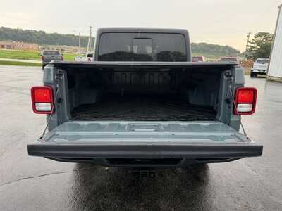 2025 Jeep Gladiator, $37900. Photo 11