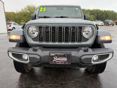 2025 Jeep Gladiator, $37900. Photo 2
