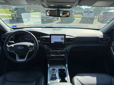 2021 Ford Explorer, $22900. Photo 7