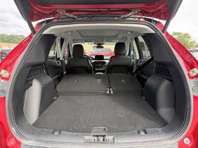 2022 Ford Escape, $21900. Photo 11