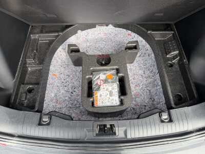 2022 Ford Escape, $21900. Photo 12