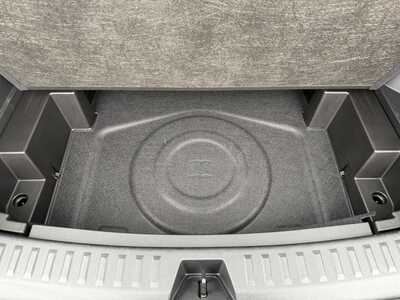 2026 Chevrolet Equinox, $30900. Photo 12