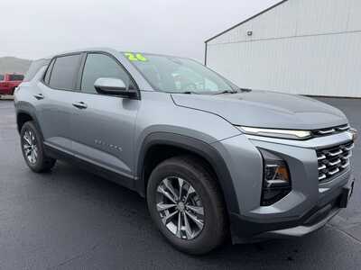 2026 Chevrolet Equinox, $30900. Photo 3