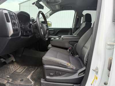 2016 Chevrolet 1500 Ext Cab, $16500. Photo 5
