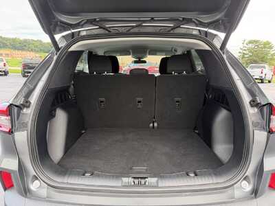 2023 Ford Escape, $26500. Photo 9