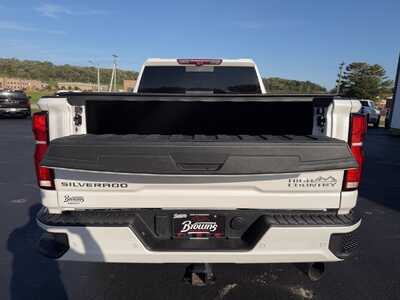 2025 Chevrolet 2500 Crew Cab, $65680. Photo 12