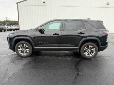 2026 Chevrolet Equinox, $29900. Photo 8