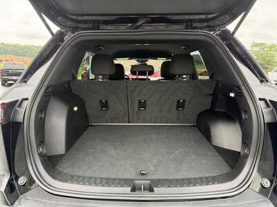 2026 Chevrolet Equinox, $29900. Photo 9