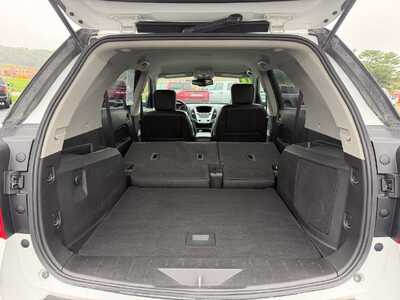 2017 Chevrolet Equinox, $11900. Photo 11