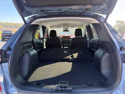 2024 Ford Escape, $25900. Photo 11
