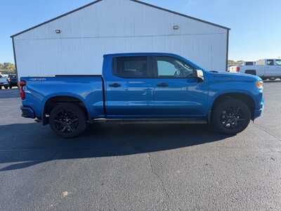 2022 Chevrolet 1500 Crew Cab, $27880. Photo 4