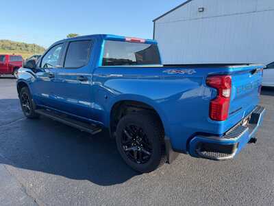 2022 Chevrolet 1500 Crew Cab, $27880. Photo 7