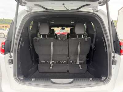 2027 Chrysler Pacifica, $45790. Photo 9