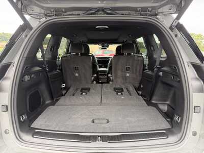 2027 Jeep Grand Cherokee L, $52589. Photo 10