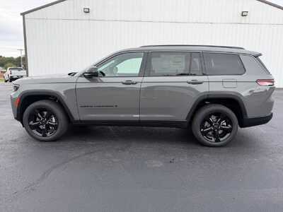 2027 Jeep Grand Cherokee L, $52589. Photo 8