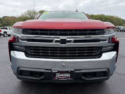 2022 Chevrolet 1500 Crew Cab, $36900. Photo 2