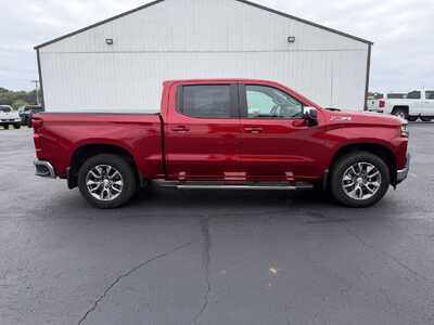 2022 Chevrolet 1500 Crew Cab, $36900. Photo 4
