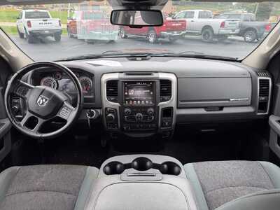2017 RAM 1500 Ext Cab, $16900. Photo 7