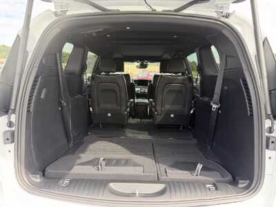 2027 Chrysler Pacifica, $52972. Photo 10