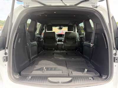 2027 Chrysler Pacifica, $52972. Photo 11