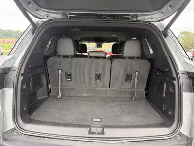 2025 Buick Enclave, $37900. Photo 9