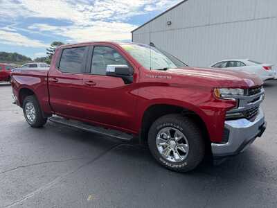 2021 Chevrolet 1500 Crew Cab, $31500. Photo 3