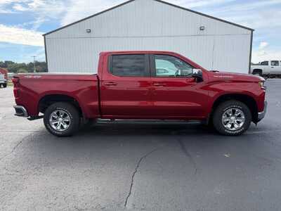 2021 Chevrolet 1500 Crew Cab, $31500. Photo 4