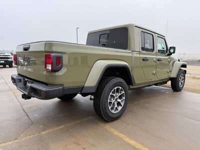 2026 Jeep Gladiator, $0. Photo 5
