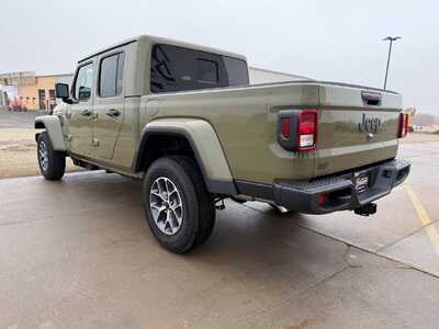 2026 Jeep Gladiator, $0. Photo 7