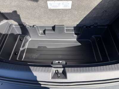 2027 Chevrolet Traverse, $57895. Photo 12