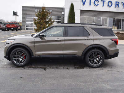 2026 Ford Explorer, $0. Photo 2
