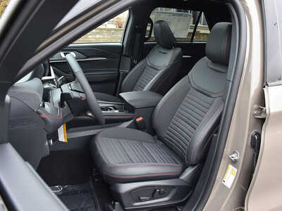 2026 Ford Explorer, $0. Photo 5