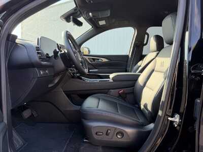 2026 Chevrolet Traverse, $41900. Photo 5