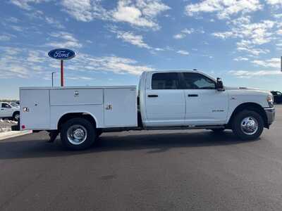 2024 RAM 3500 Crew Cab, $0. Photo 4