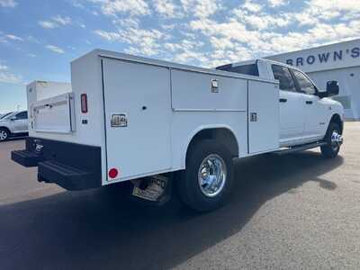 2024 RAM 3500 Crew Cab, $0. Photo 5