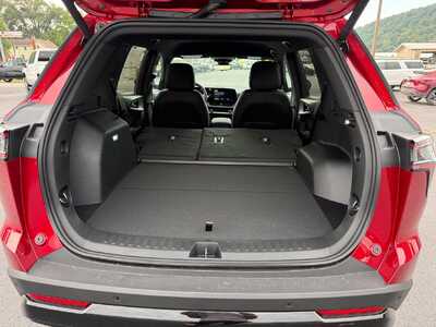 2027 Chevrolet Equinox, $0. Photo 12