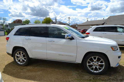2014 Jeep Grand Cherokee, $8000. Photo 2