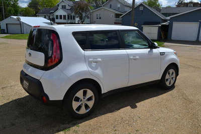 2015 Kia Soul, $8677. Photo 3